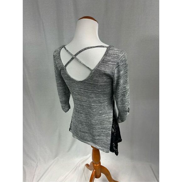 IZ Byer silver metallic 3/4 length sleeves shirt. - Picture 5 of 8